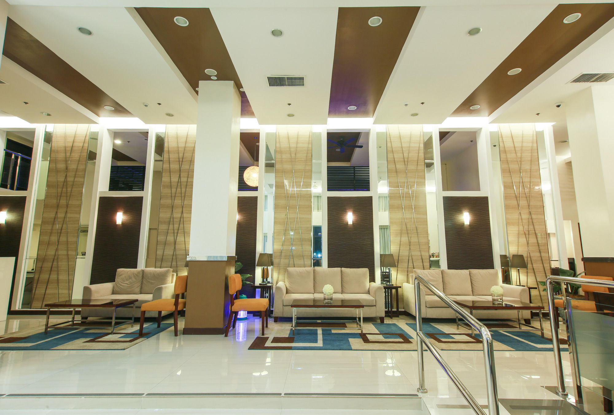 Prime City Resort Hotel Angeles Esterno foto