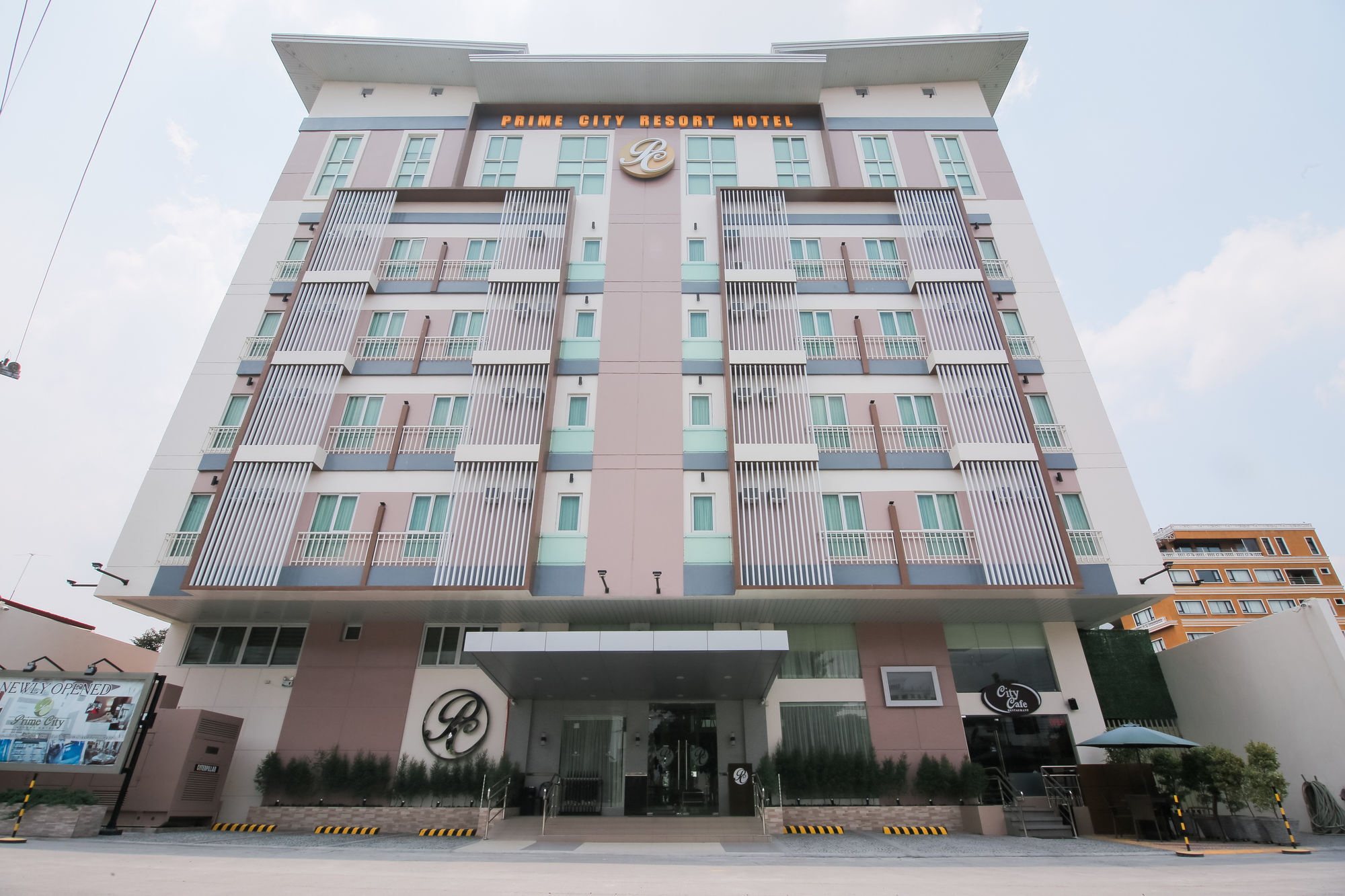 Prime City Resort Hotel Angeles Esterno foto
