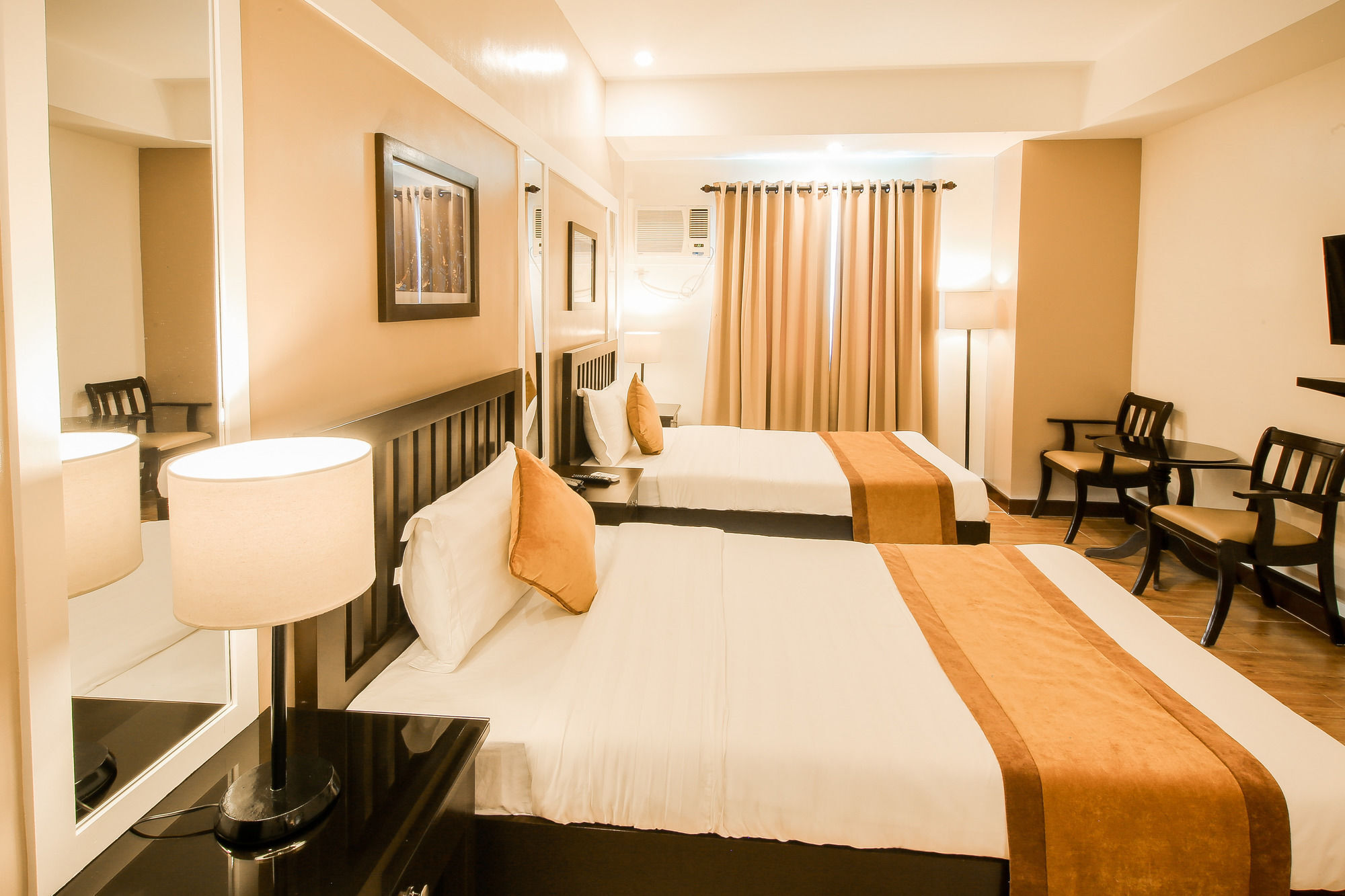 Prime City Resort Hotel Angeles Esterno foto